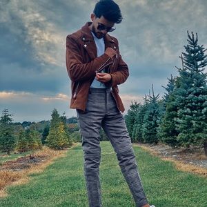 Meet your Posher, Yaseen